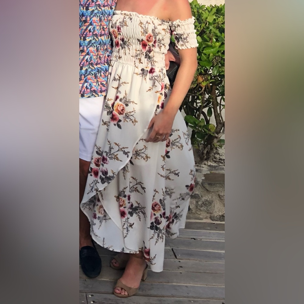 Off shoulder floral dress - super cute and easy